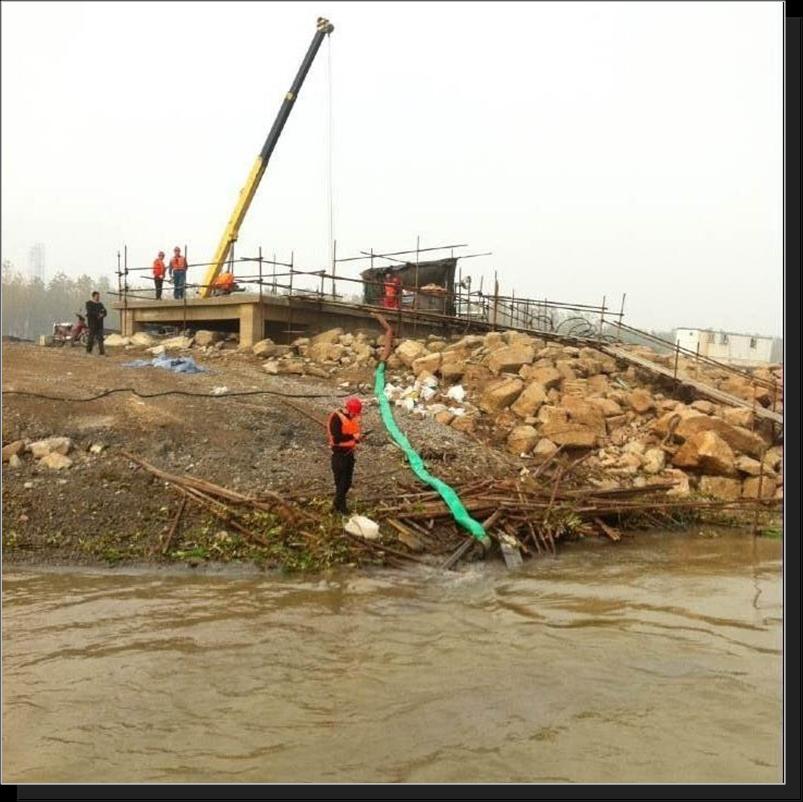 2014年武汉每年80万吨乙烯引水管管道清淤（单根